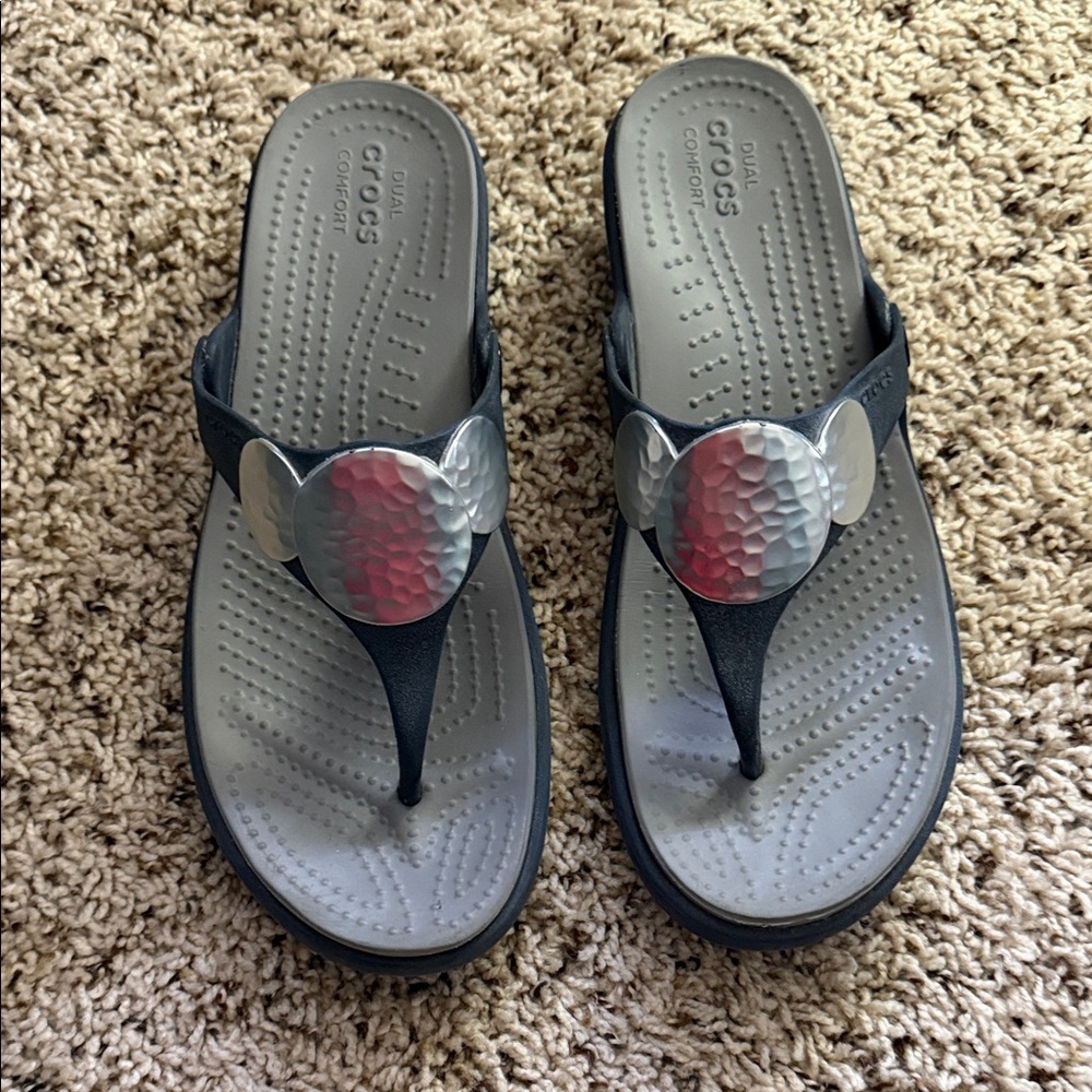 Sz 9 CROCS Blue and Gray Flip Flops